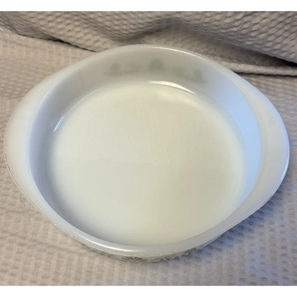 Vintage Glasbake Green Daisy Round 8